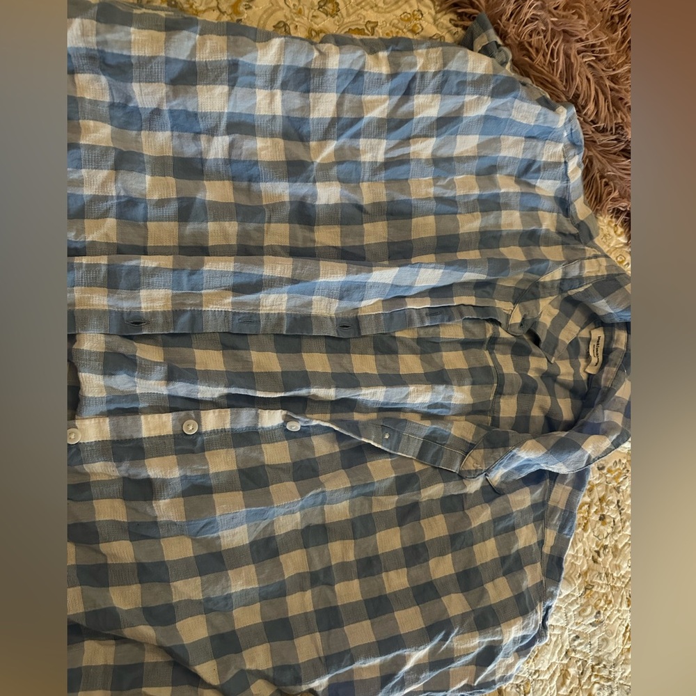 Women’s shirt